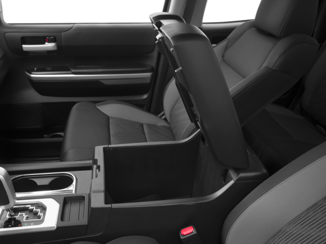 2016 Toyota Tundra 4WD Truck SR5