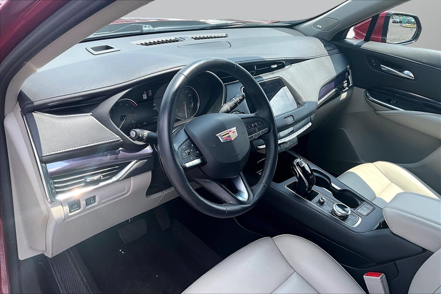 2023 Cadillac XT4 FWD Luxury