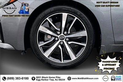 2023 Nissan Maxima SV