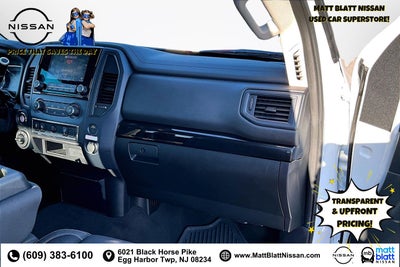 2024 Nissan Titan SV