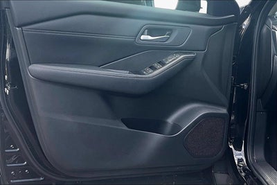 2026 Nissan Rogue SL