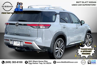 2025 Nissan Pathfinder Platinum