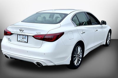 2023 INFINITI Q50 LUXE