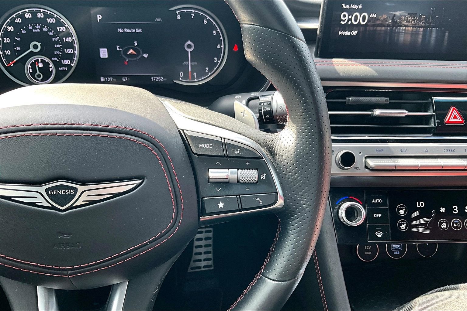 2025 Genesis G70 3.3T Sport Advanced