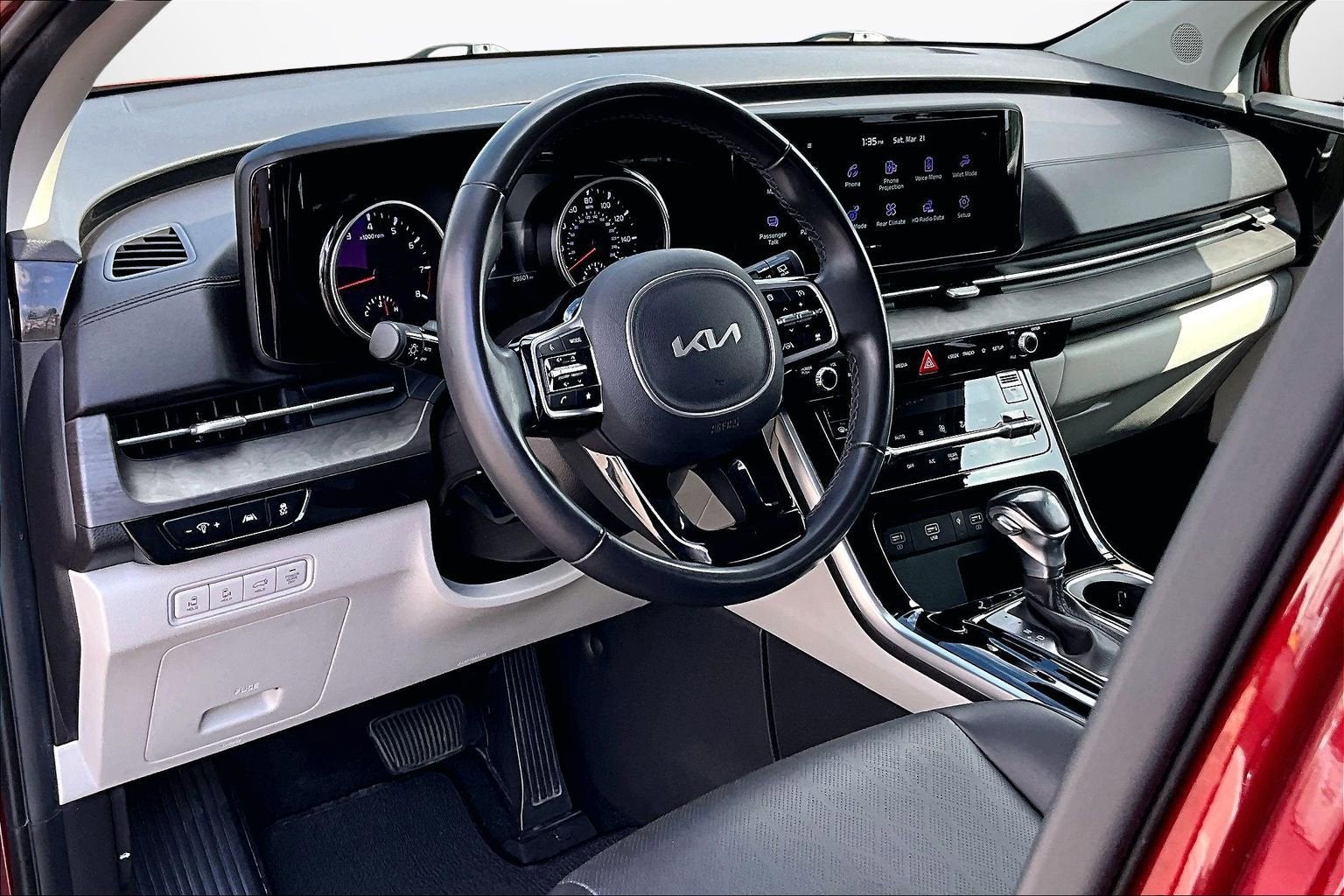 2024 Kia Carnival EX