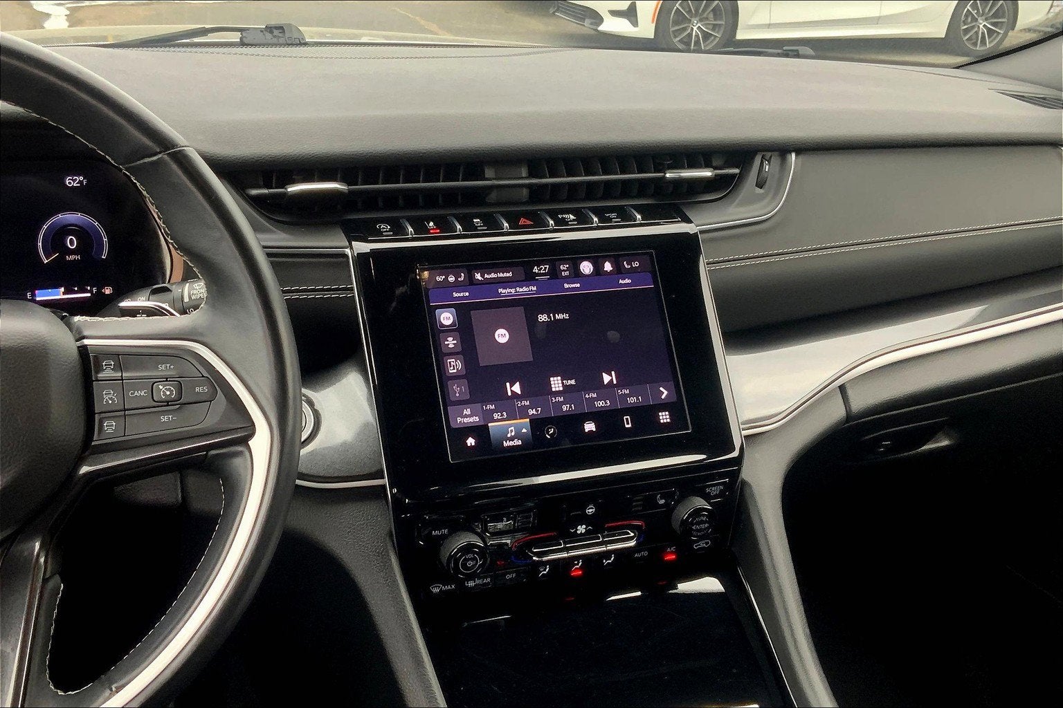 2022 Jeep Grand Cherokee L Altitude 4x4