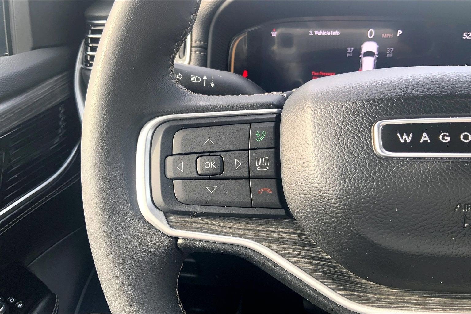 2024 Jeep Wagoneer L Series II 4x4