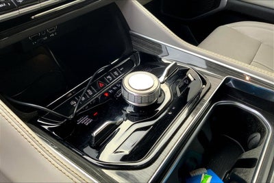 2022 Jeep Wagoneer Series III 4x4