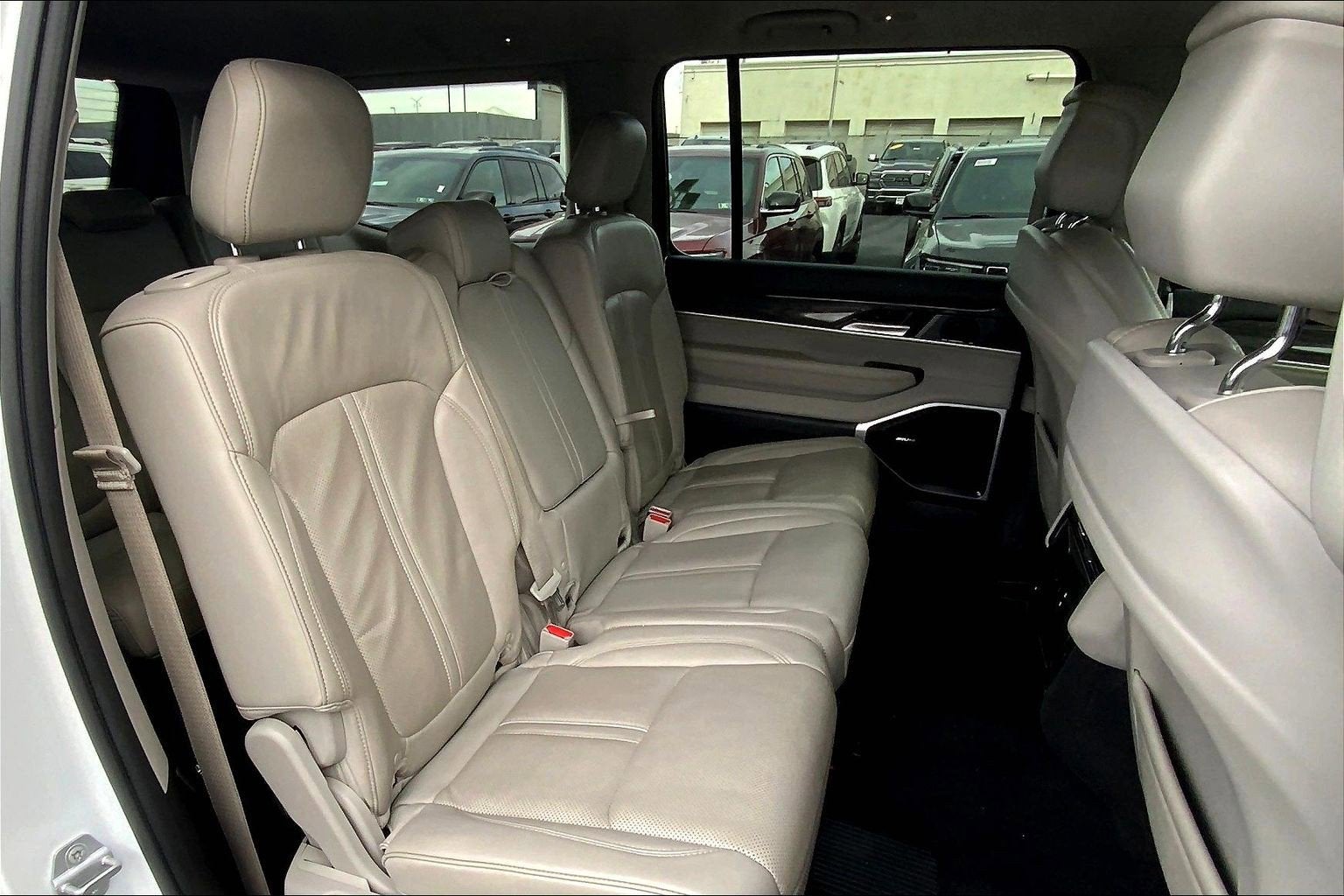 2022 Jeep Wagoneer Series III 4x4