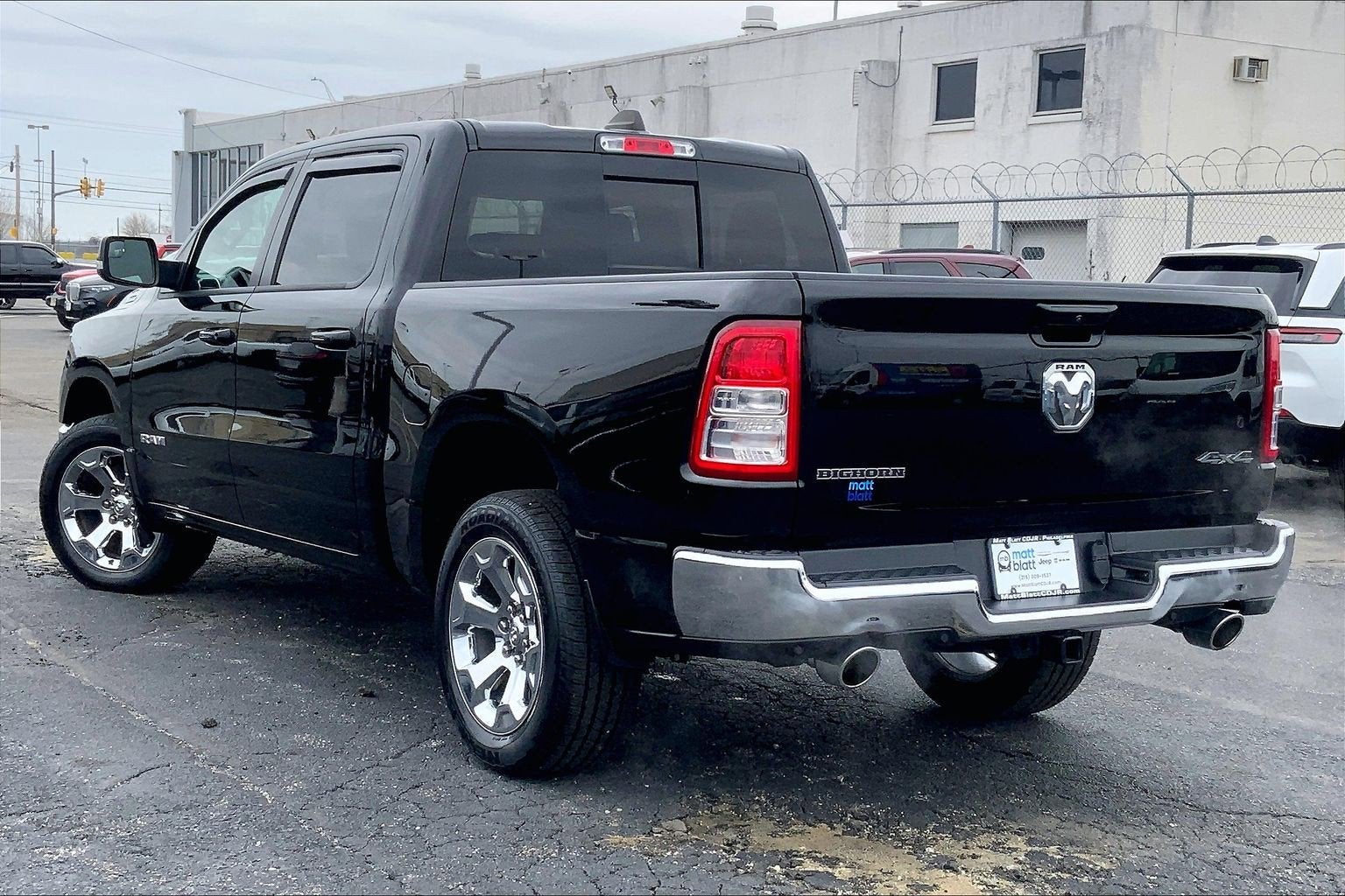 2022 RAM 1500 Big Horn Crew Cab 4x4 5'7' Box