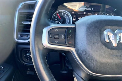 2022 RAM 1500 Big Horn Crew Cab 4x4 5'7' Box