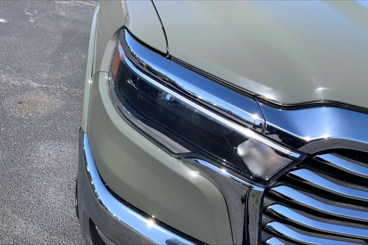 2026 RAM 1500 Laramie Crew Cab 4x4 5'7' Box
