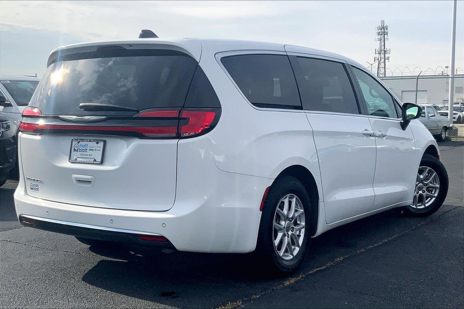 2024 Chrysler Pacifica Touring L