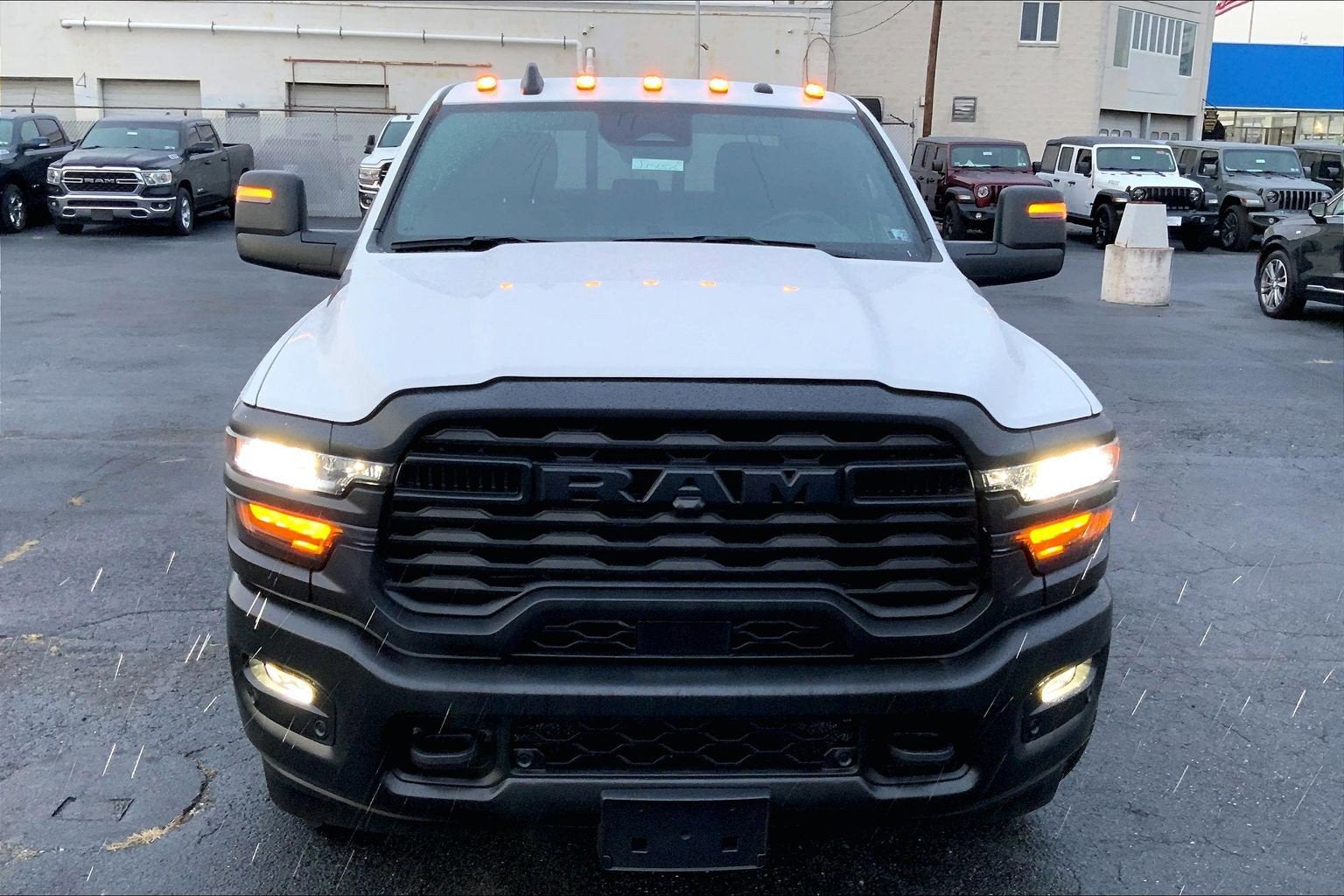 2025 RAM 3500 Tradesman Crew Cab 4x4 8' Box