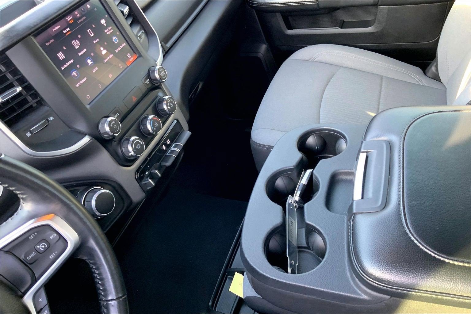 2024 RAM 2500 Big Horn Crew Cab 4x4 8' Box