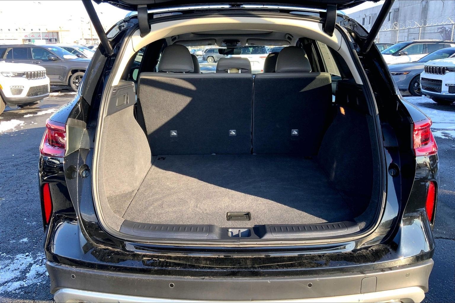 2023 INFINITI QX50 LUXE AWD