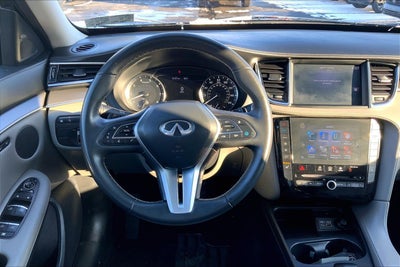2023 INFINITI QX50 LUXE AWD