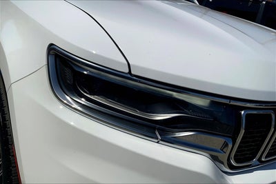 2023 Jeep Wagoneer Base