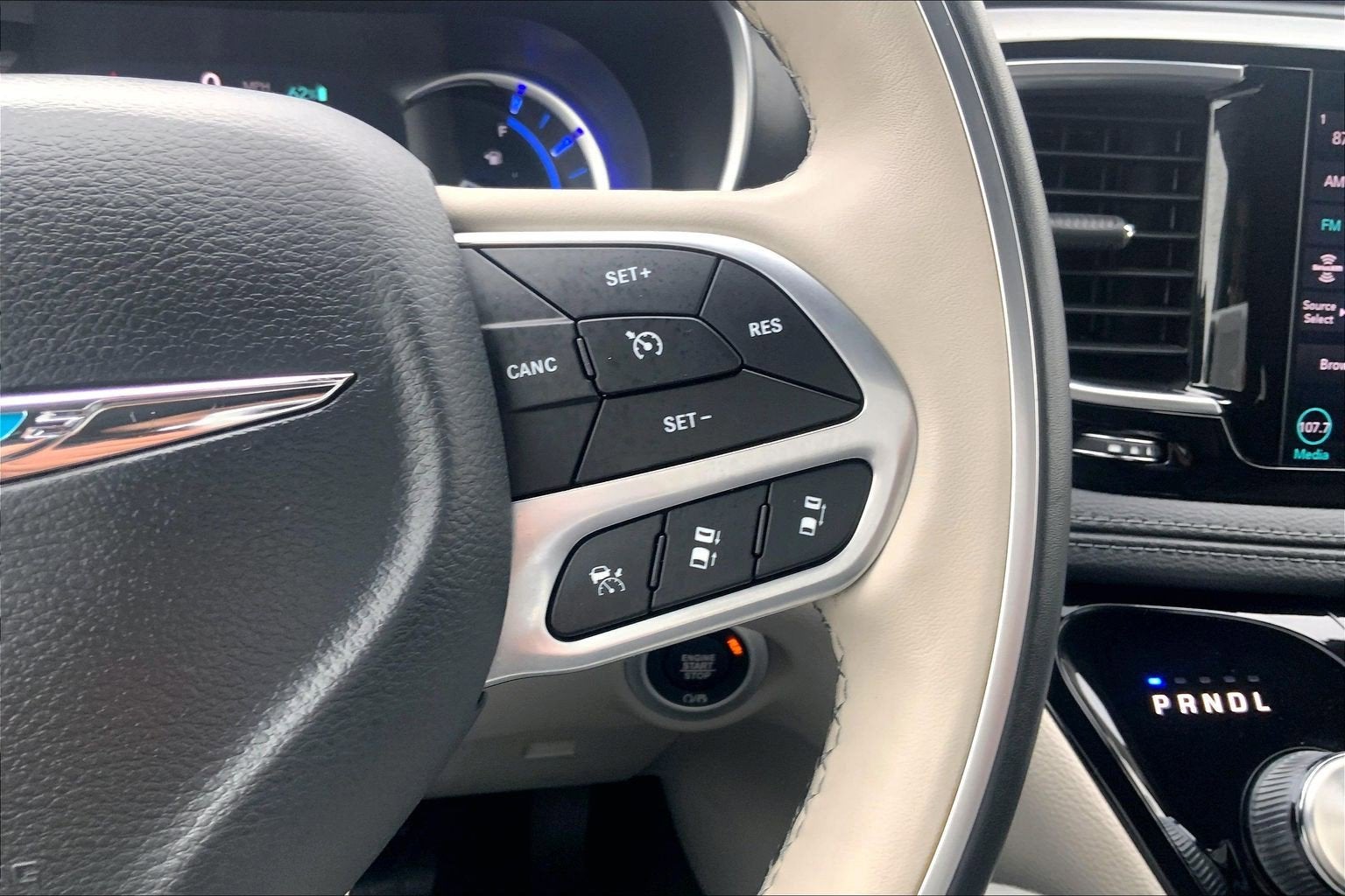 2020 Chrysler Pacifica Hybrid Limited