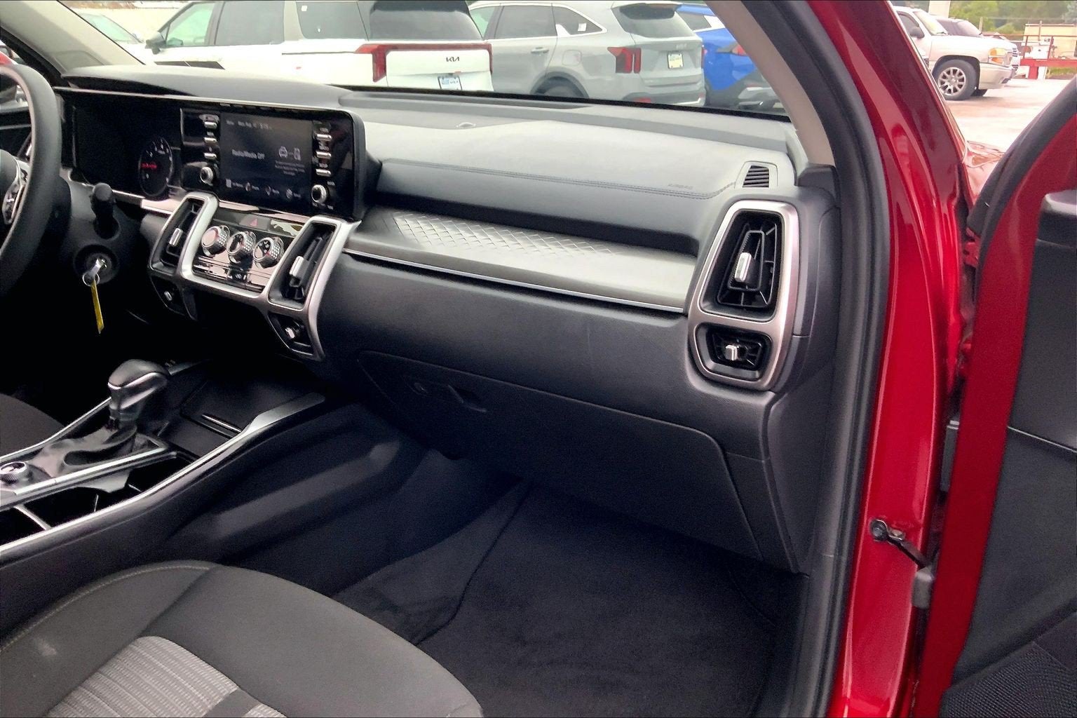 2022 Kia Sorento LX