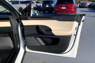 2023 Tesla Model X Standard