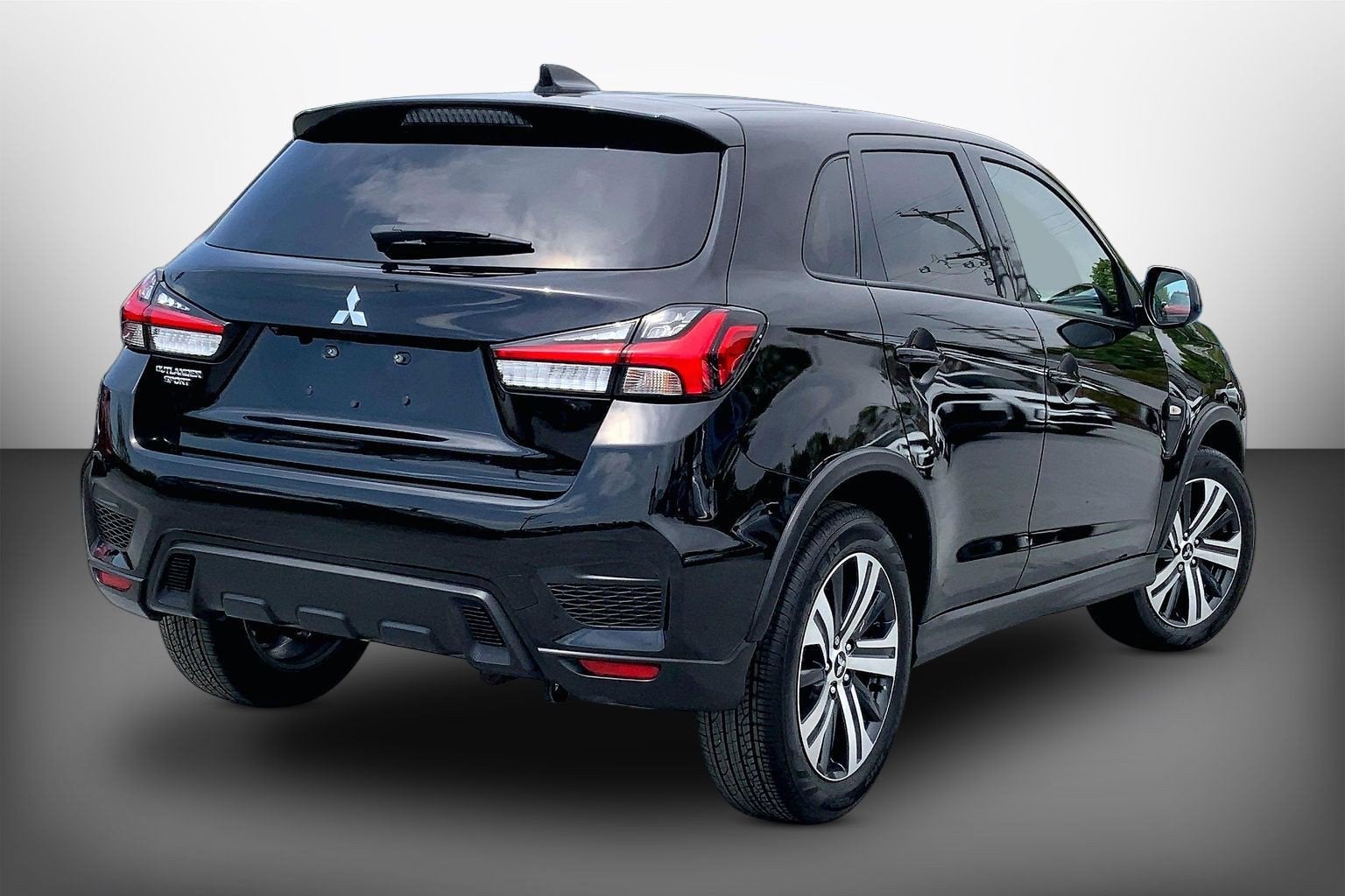 2025 Mitsubishi Outlander Sport ES