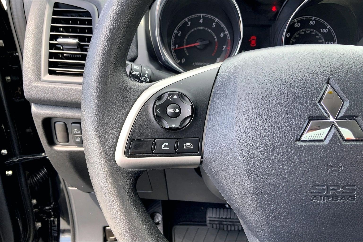 2025 Mitsubishi Outlander Sport ES