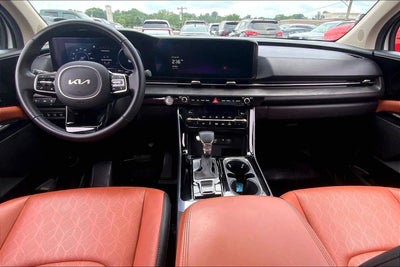 2023 Kia Carnival SX