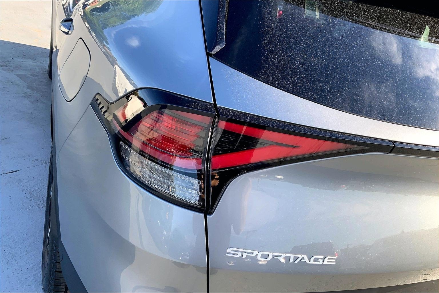 2023 Kia Sportage Hybrid LX