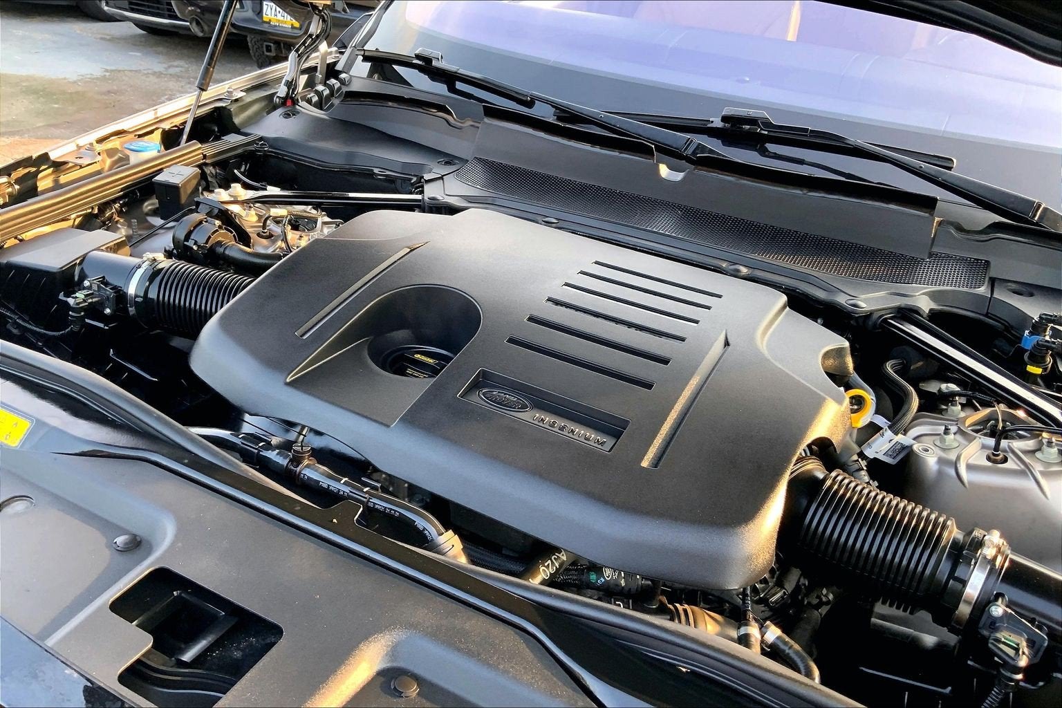 2023 Land Rover Discovery S R-Dynamic