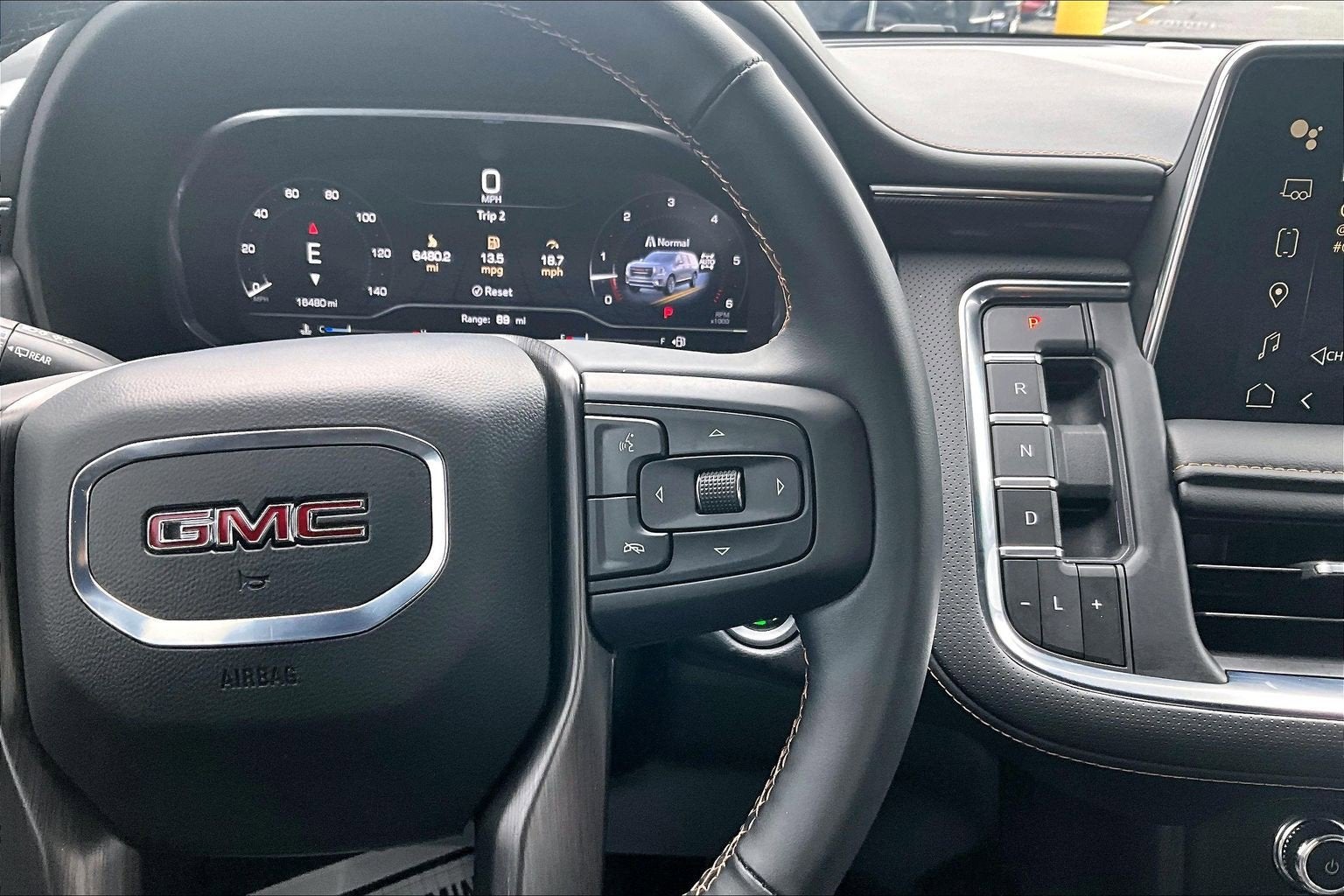 2024 GMC Yukon AT4