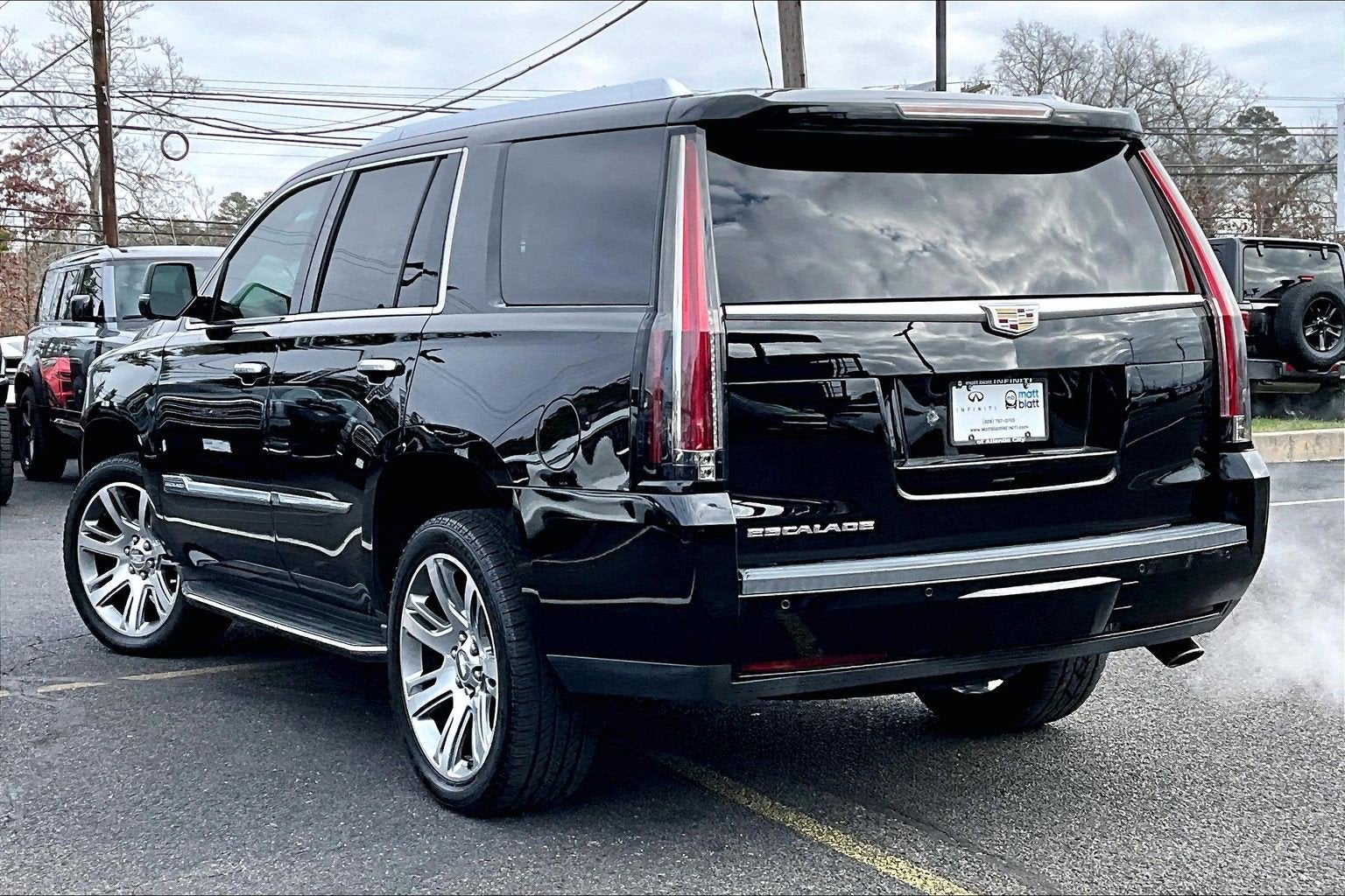 2016 Cadillac Escalade Luxury Collection