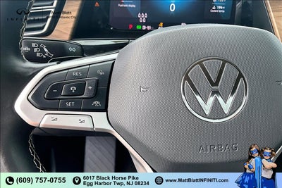 2025 Volkswagen Atlas 2.0T SE w/Technology