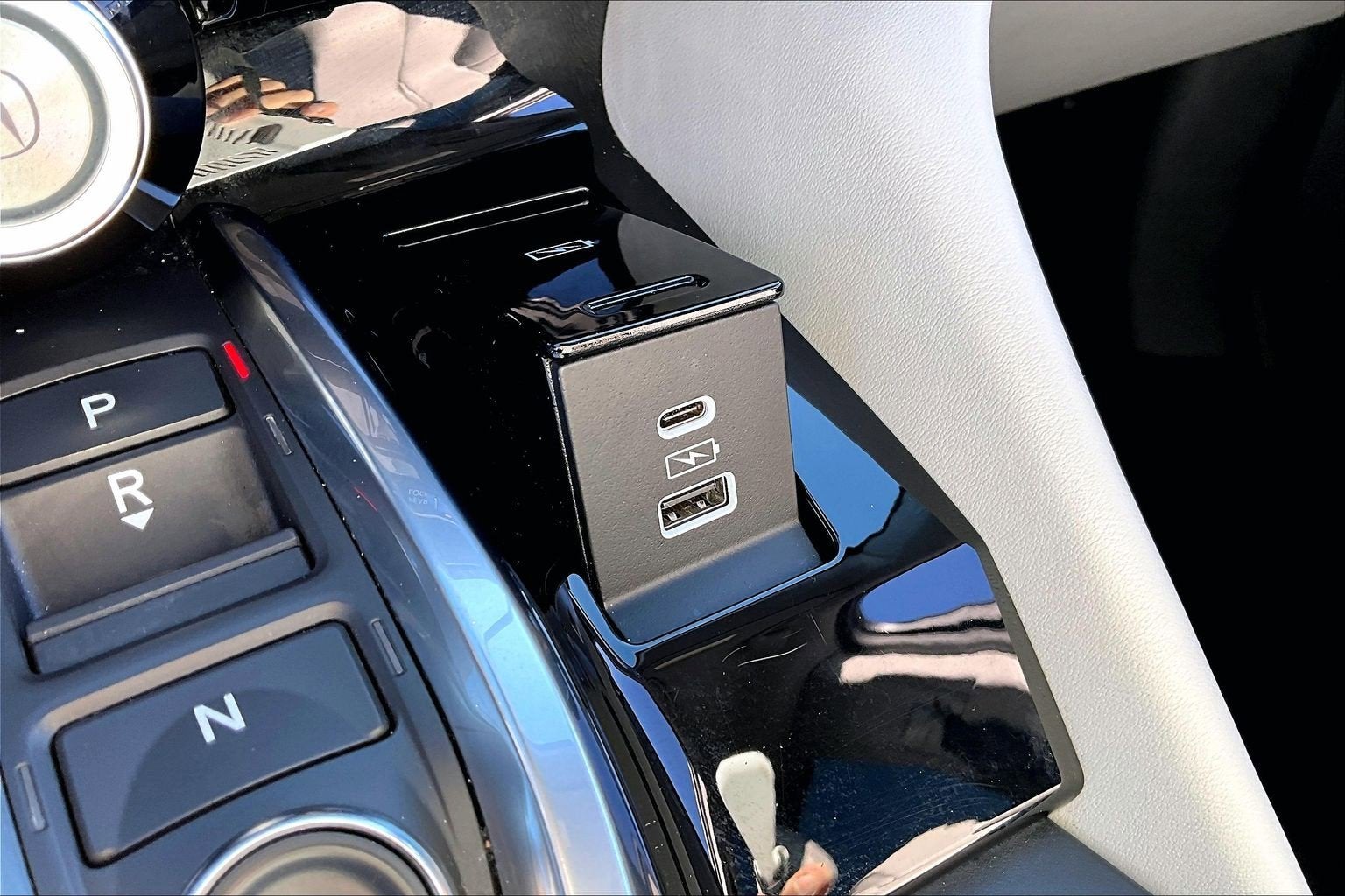 2023 Acura MDX w/Technology Package