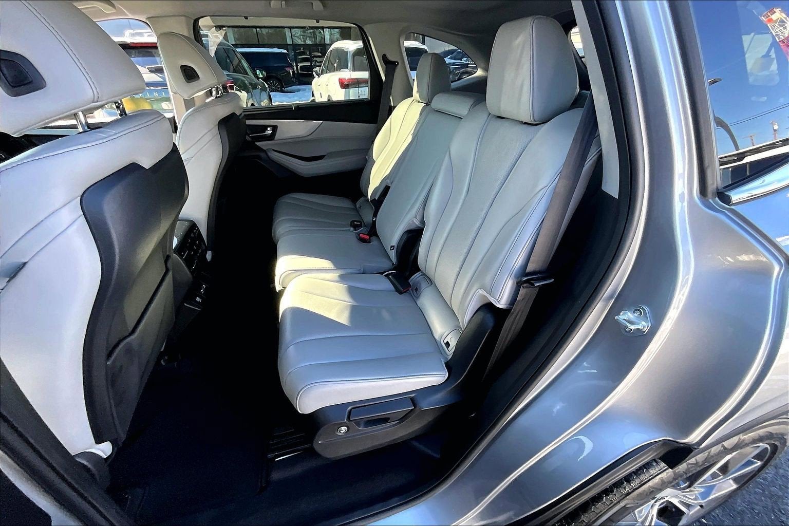 2023 Acura MDX w/Technology Package