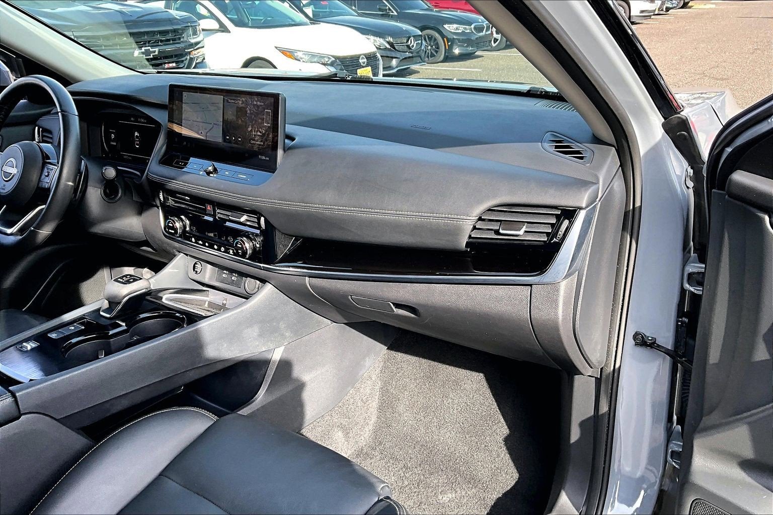 2024 Nissan Rogue SL