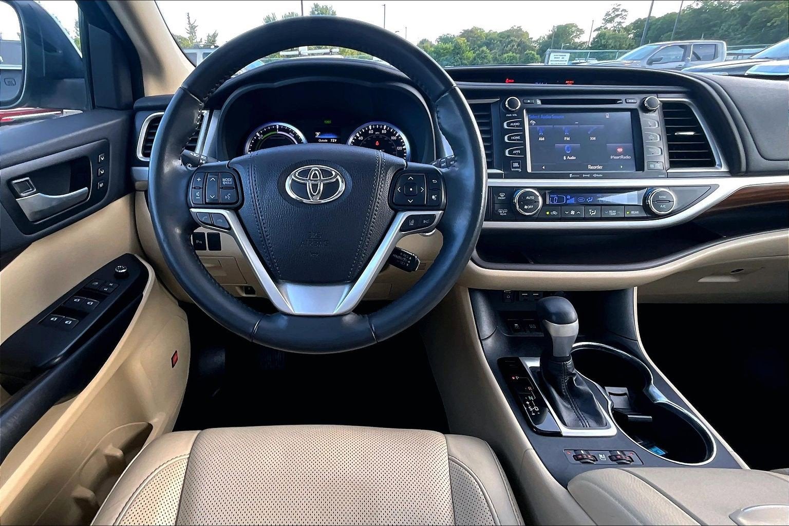 2019 Toyota Highlander Hybrid Limited Platinum