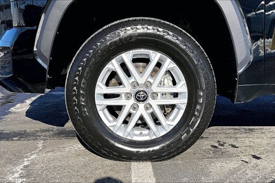 2023 Toyota Tundra 4WD SR5