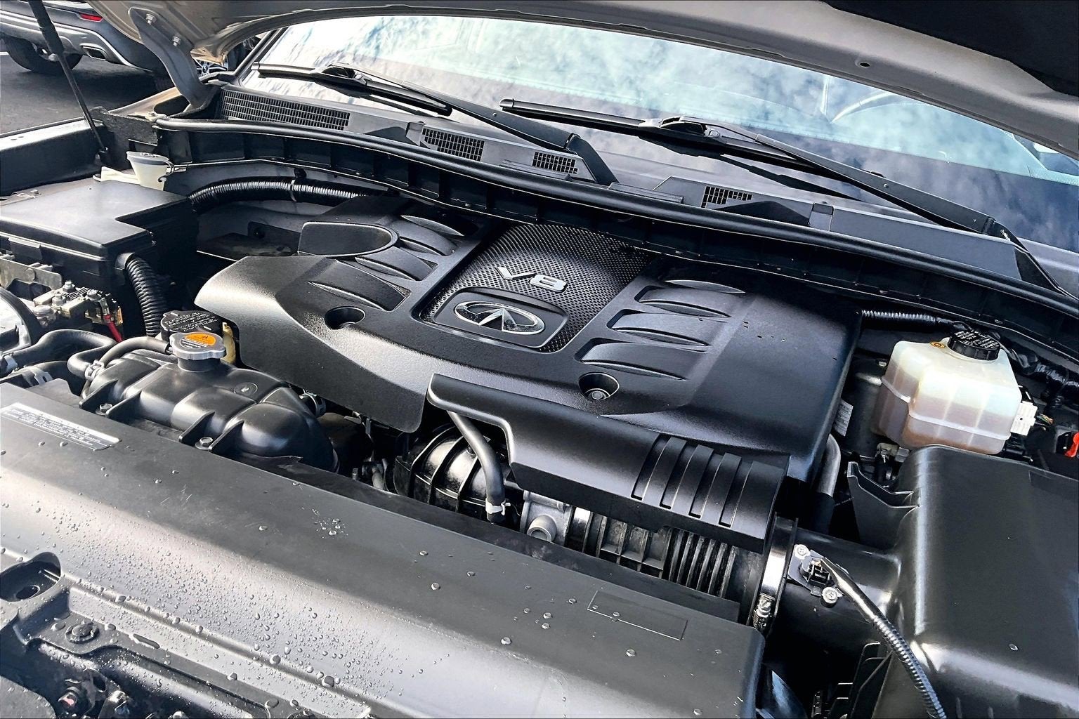 2019 INFINITI QX80 LUXE