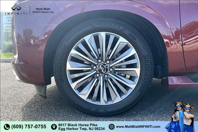 2025 INFINITI QX80 Sensory 4WD