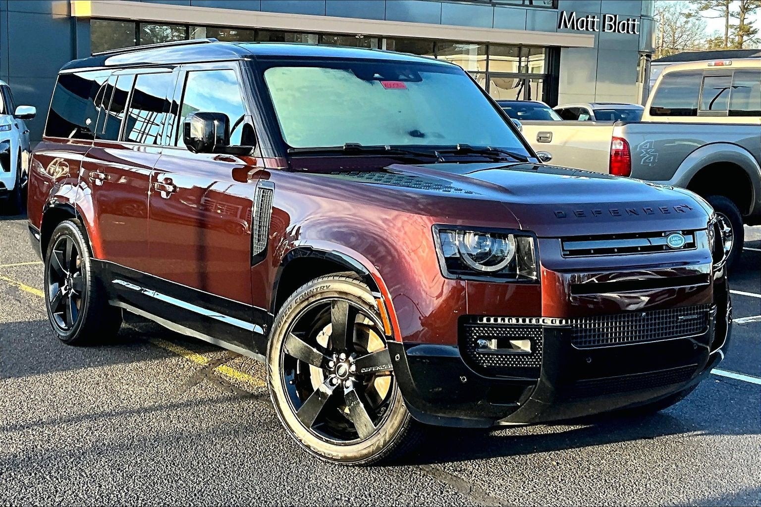 2023 Land Rover Defender X-Dynamic SE