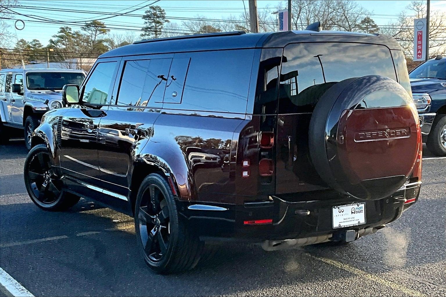 2023 Land Rover Defender X-Dynamic SE