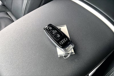 2025 Audi Q7 Premium Plus