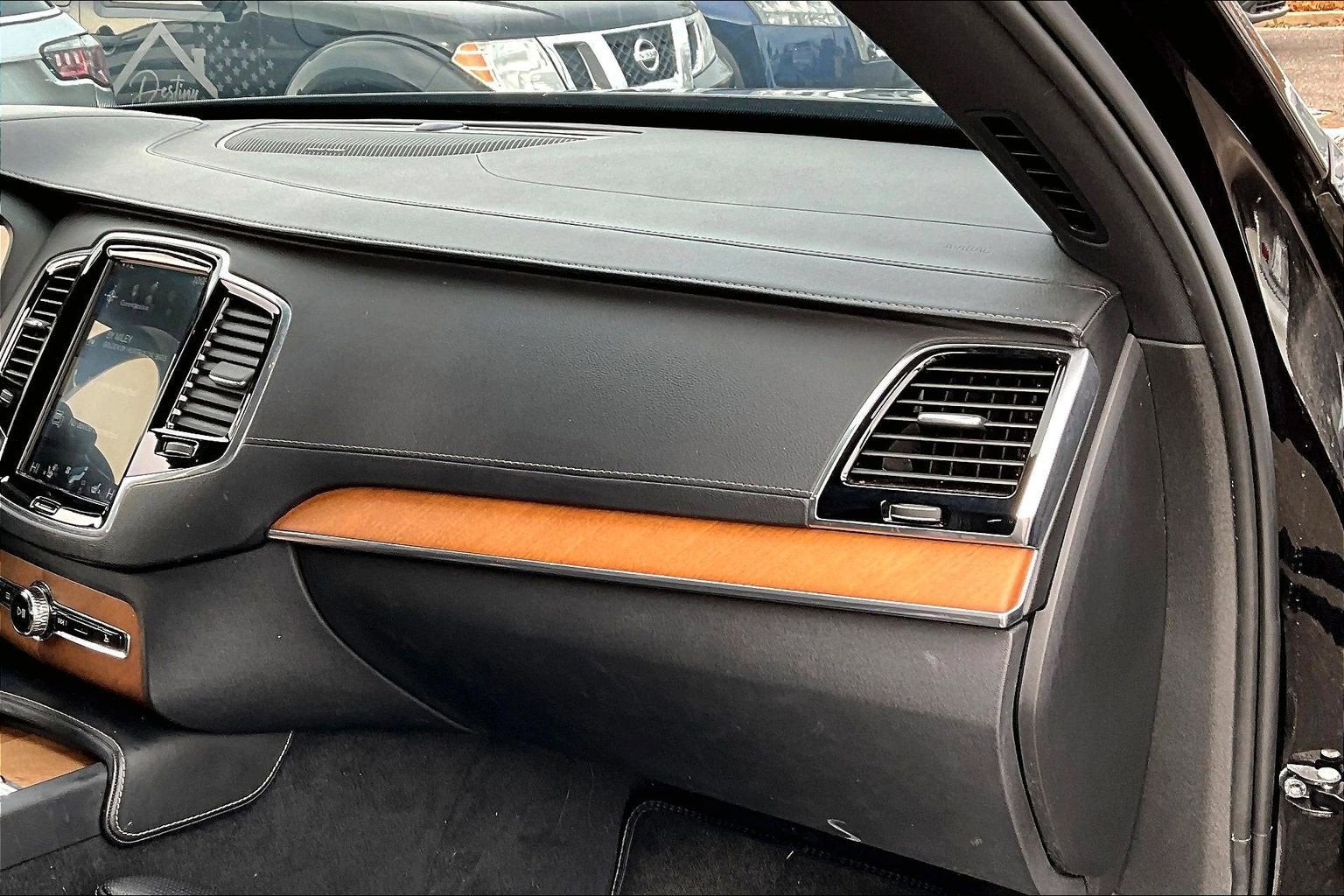 2019 Volvo XC90 Inscription