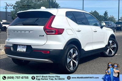 2025 Volvo XC40 Core Bright Theme