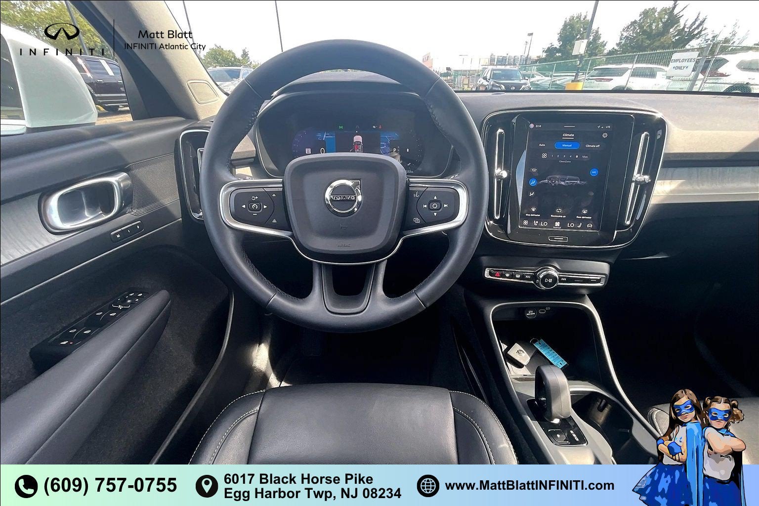 2025 Volvo XC40 Core Bright Theme