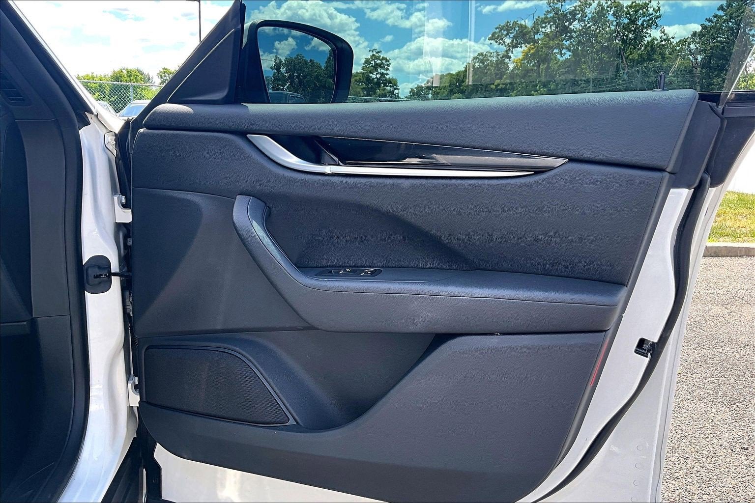 2023 Maserati Levante Modena