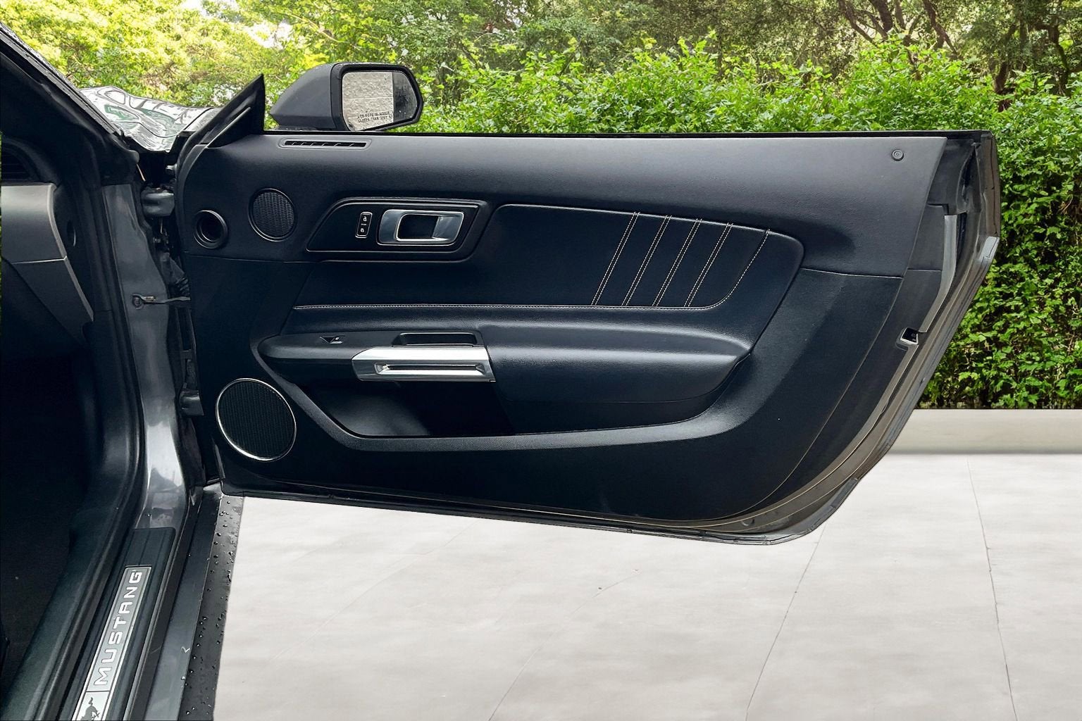 2023 Ford Mustang Eco Premium