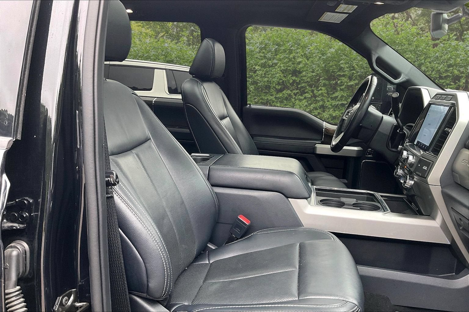 2022 Ford Super Duty F-250 SRW LARIAT