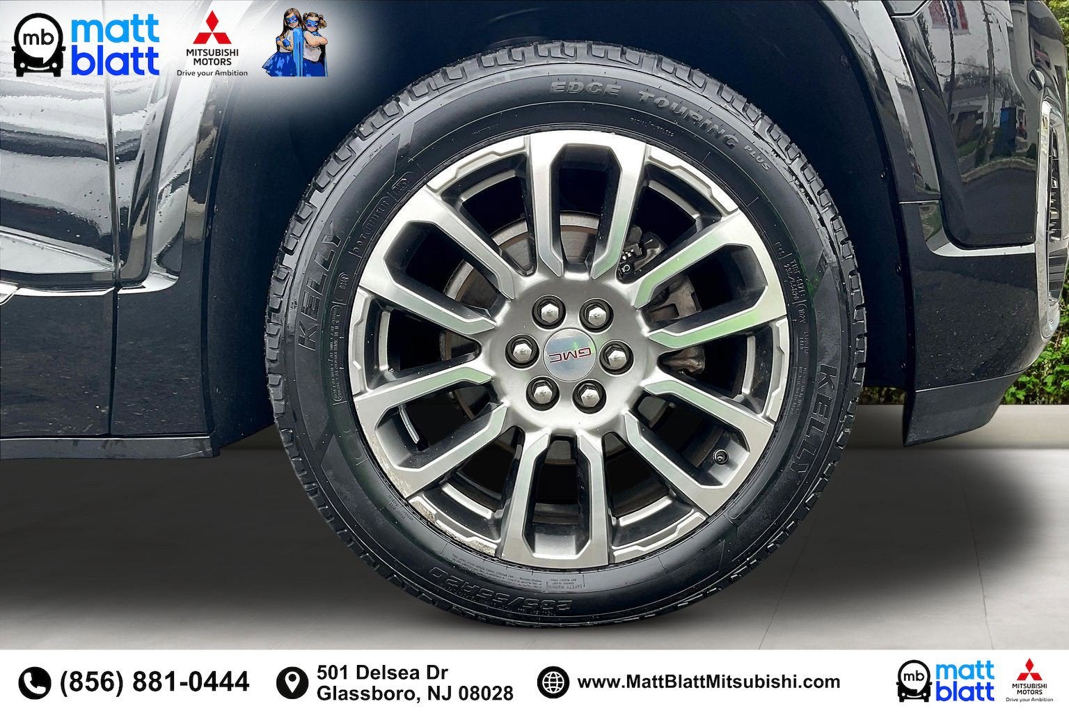 2023 GMC Acadia Denali